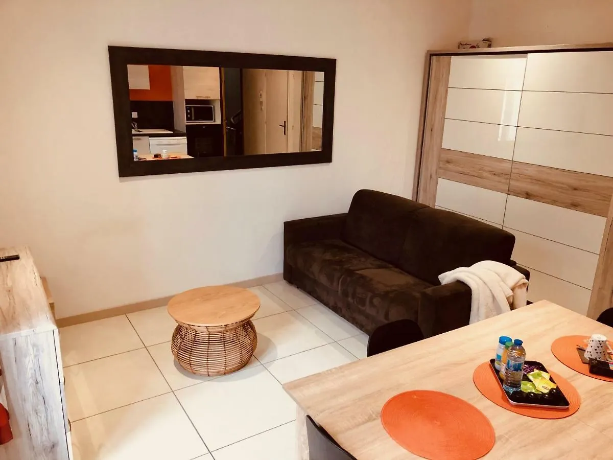 La Colombine Apartment Sainte-Colombe  France